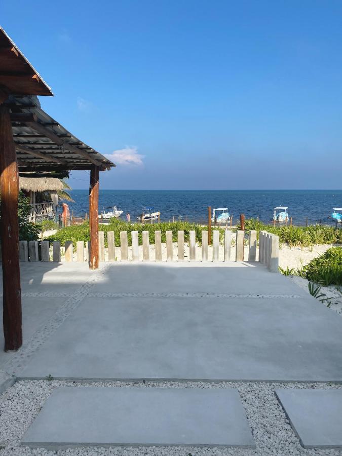 Casa Lucia Beachfront Puerto Morelos Exteriör bild